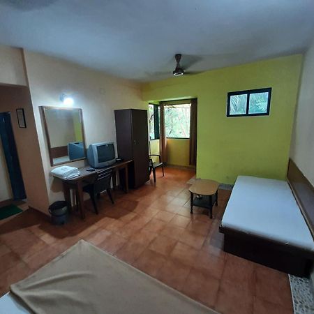 Seawoods Beach Hotel Dahanu Room photo